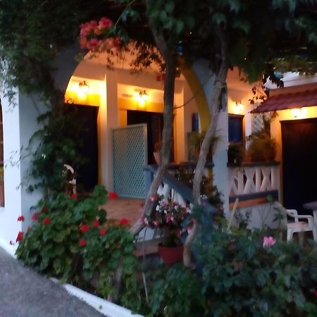 Apartamento Alexandra Sofia Stafylos Exterior foto